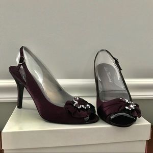 Size 8 eggplant purple dress shoes